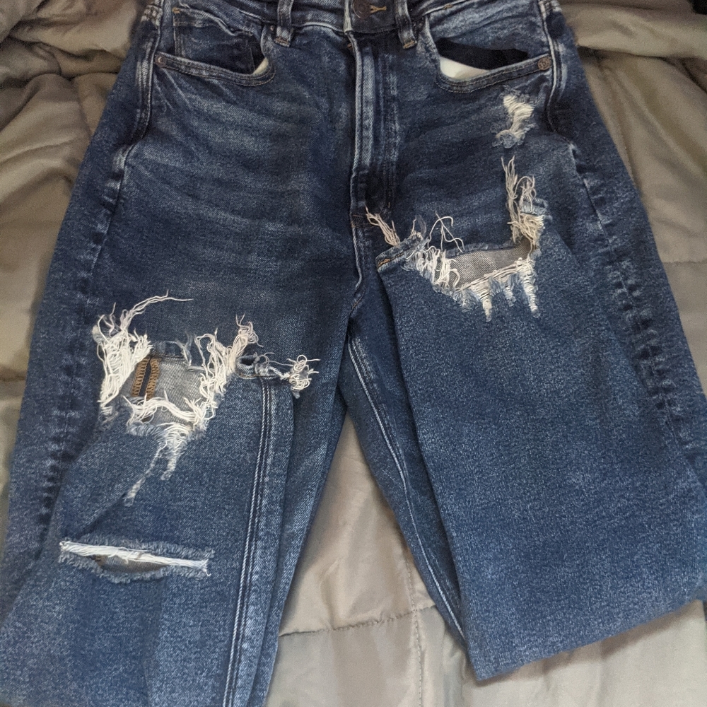 American Eagle Mom jeans